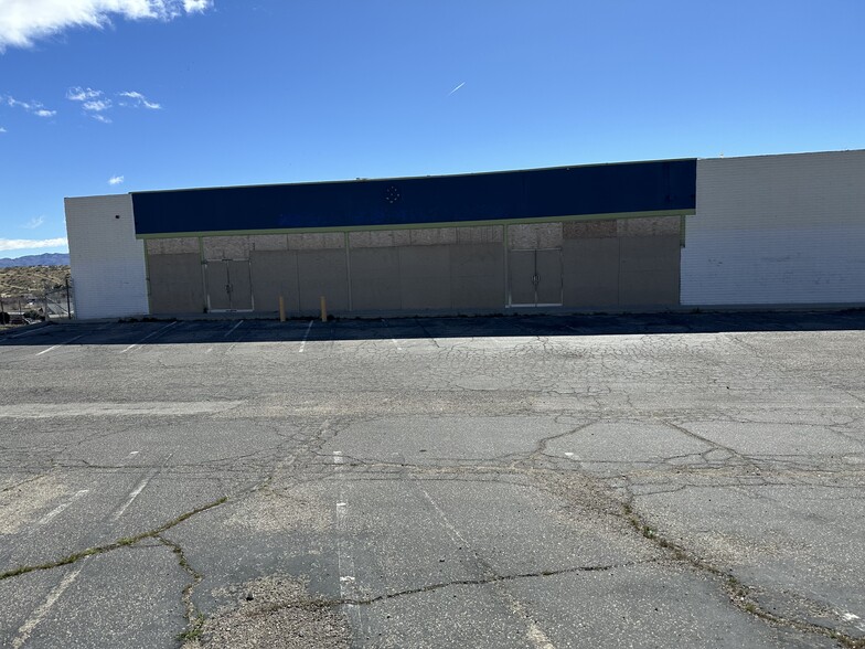 15095 7th St, Victorville, CA for sale - Building Photo - Image 3 of 31