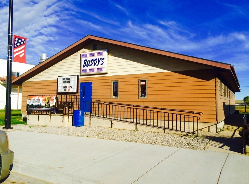 419 E Broadway St, Lewistown, MT 59457