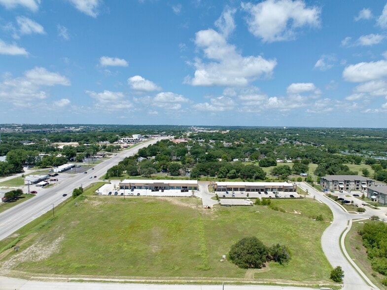1801-6 Fort Worth Hwy, Weatherford, TX for sale - Building Photo - Image 3 of 12