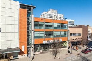 Downtown Mixed-Use Retail/Office With Upside - Loft