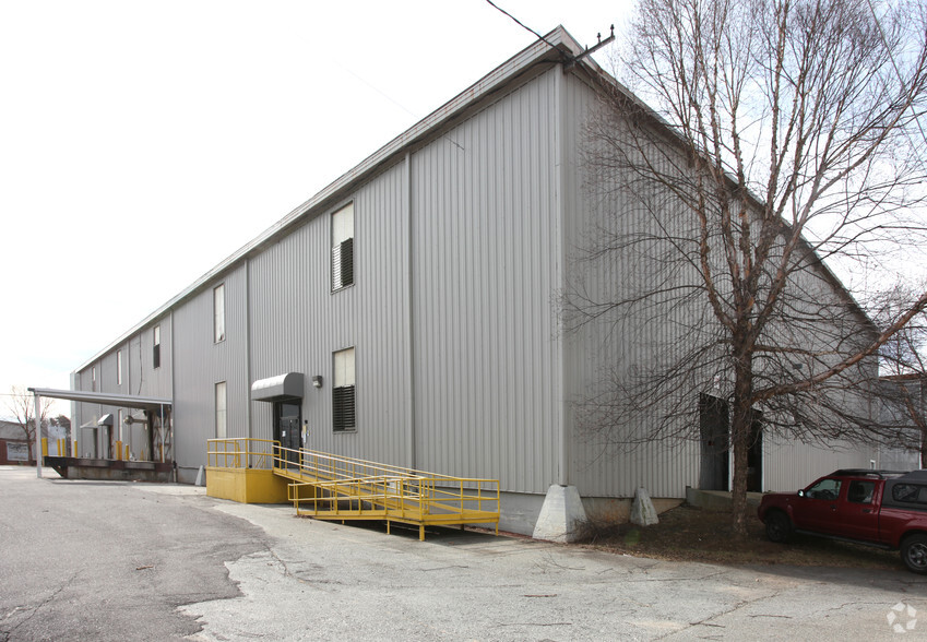 1031 E Mountain St, Kernersville, NC for lease - Building Photo - Image 2 of 2