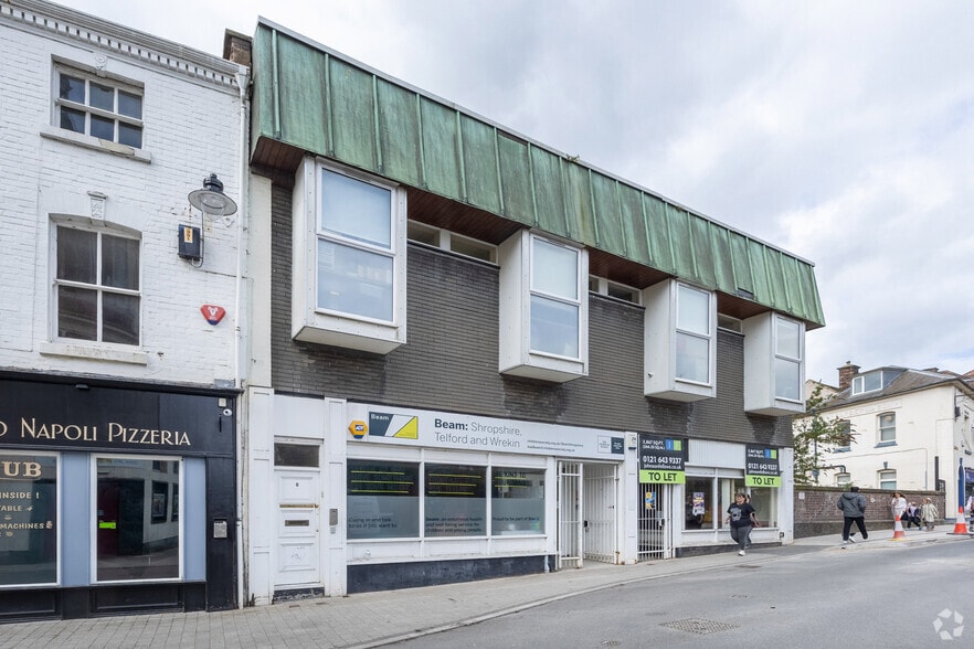 8-10 Market Sq, Telford for lease - Building Photo - Image 2 of 2