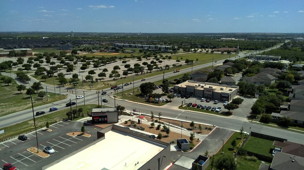 112 Rodeo Way, Cibolo, TX for sale - Building Photo - Image 3 of 8