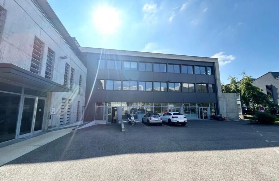 8 Rue Berjon, Lyon for sale - Building Photo - Image 1 of 2