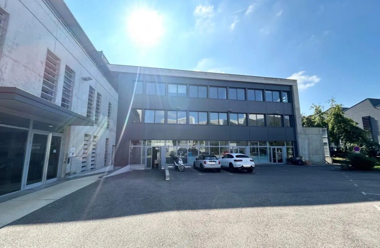 8 Rue Berjon, Lyon for sale Building Photo- Image 1 of 3