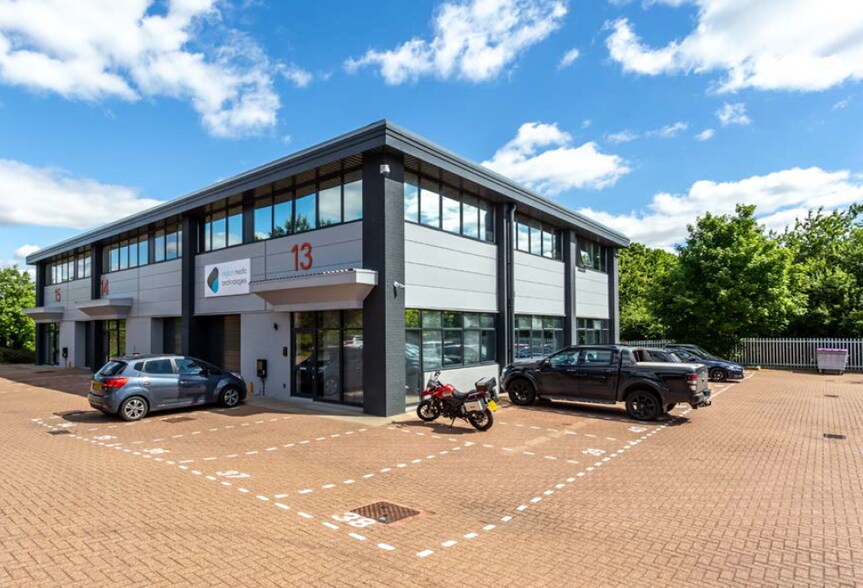 Foxholes Business Park Hertford, HRT for Sale