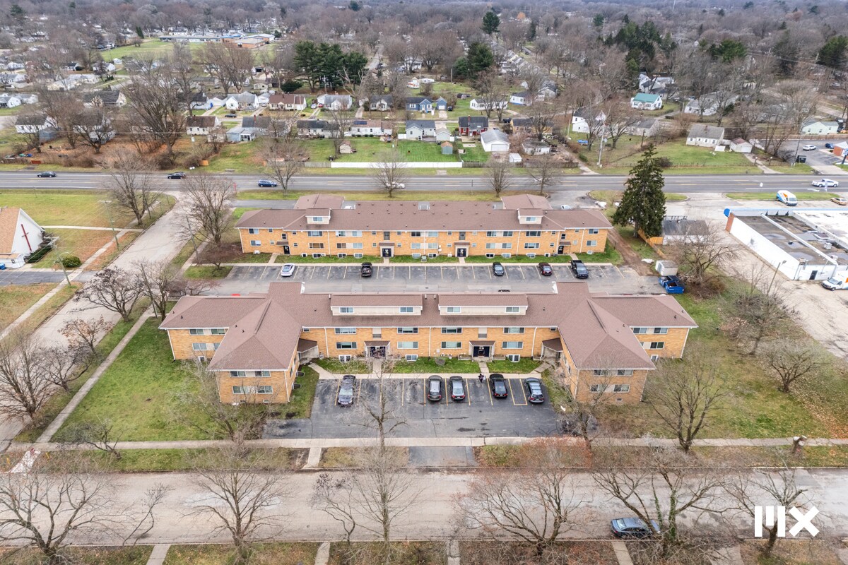 1731-1733 Oak St, Niles, MI for sale Primary Photo- Image 1 of 1