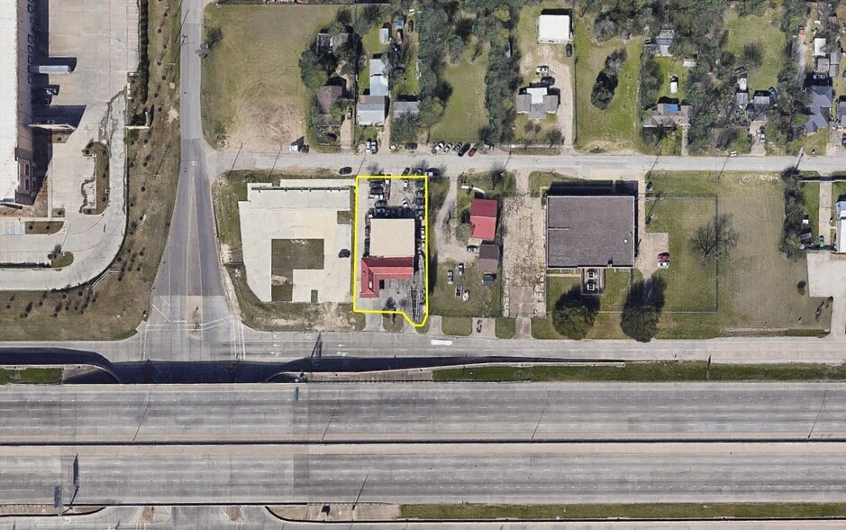 9415 S RL Thornton Fwy, Dallas, TX for sale - Aerial - Image 3 of 14