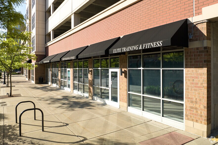 1518 Market St, Des Plaines, IL 60016 Metropolitan Square