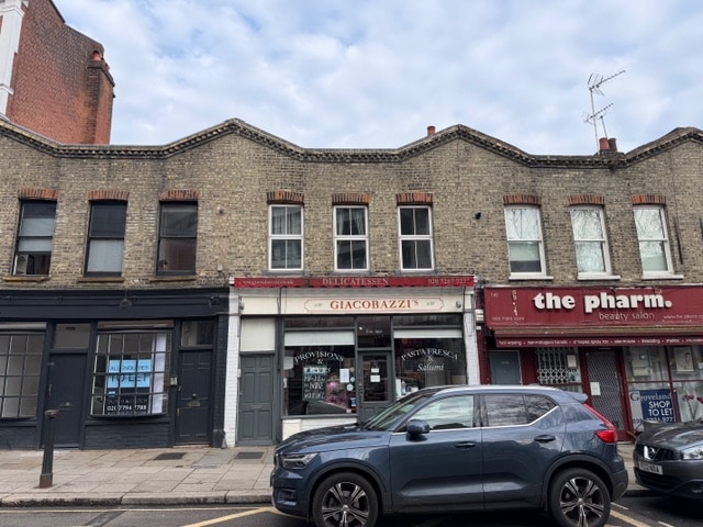 150 Fleet Rd, London for lease Building Photo- Image 1 of 6