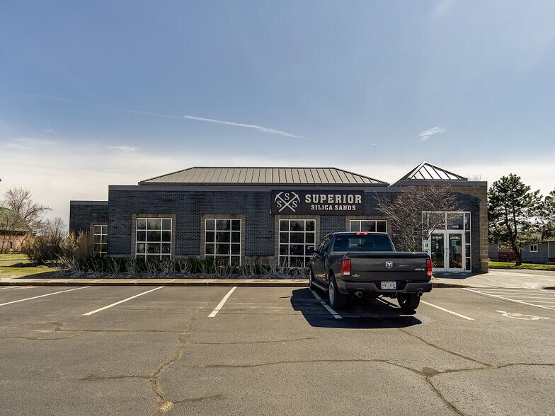 1512 E Division Ave, Barron, WI for sale - Primary Photo - Image 1 of 1