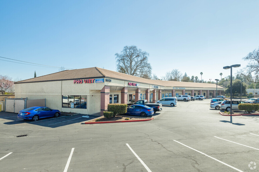 5948 Auburn Blvd, Citrus Heights, CA for lease - Building Photo - Image 2 of 5