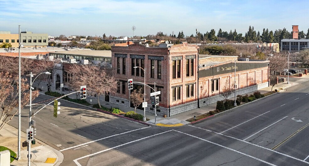 616 & 660 P Street St, Fresno, CA for lease - Building Photo - Image 2 of 3