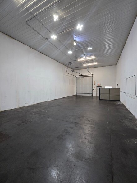 5680 NE Quam Ave, Saint Michael, MN for lease - Building Photo - Image 3 of 17