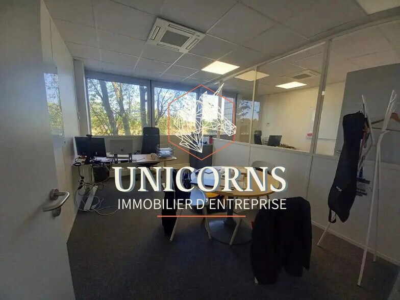 Office in Blagnac for lease - Interior Photo - Image 3 of 5