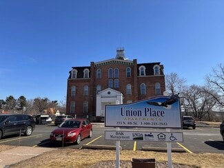 More details for 223 N 4th St, Black River Falls, WI - Multifamily for Sale