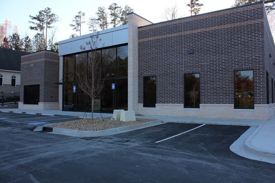 640 Claremore Professional Way, Woodstock, GA for lease - Building Photo - Image 1 of 3