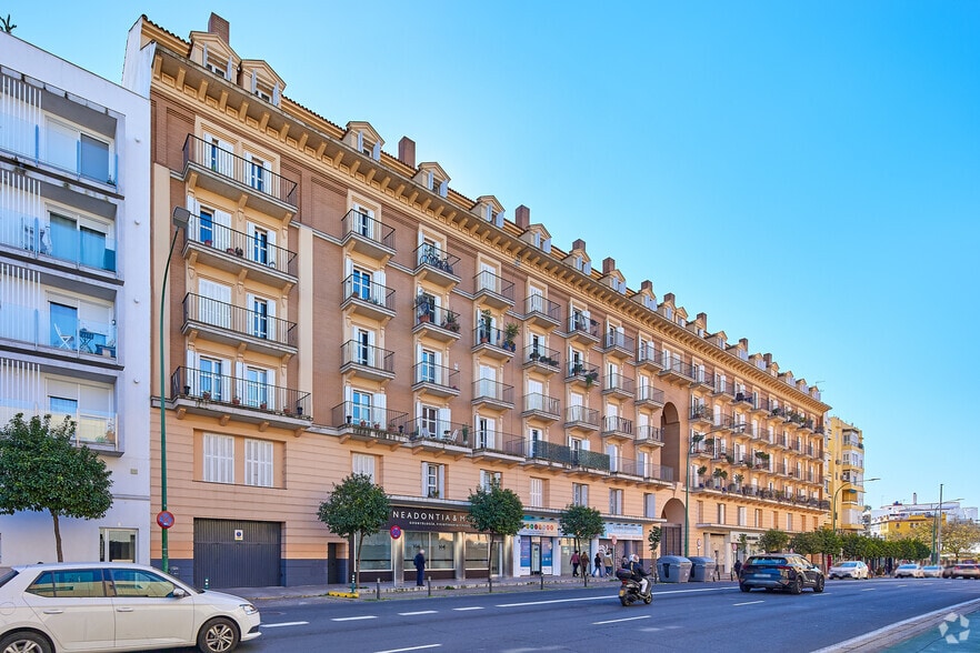 Calle CARRETERA DE CARMONA, 6, Sevilla, Sevilla for lease - Primary Photo - Image 1 of 2