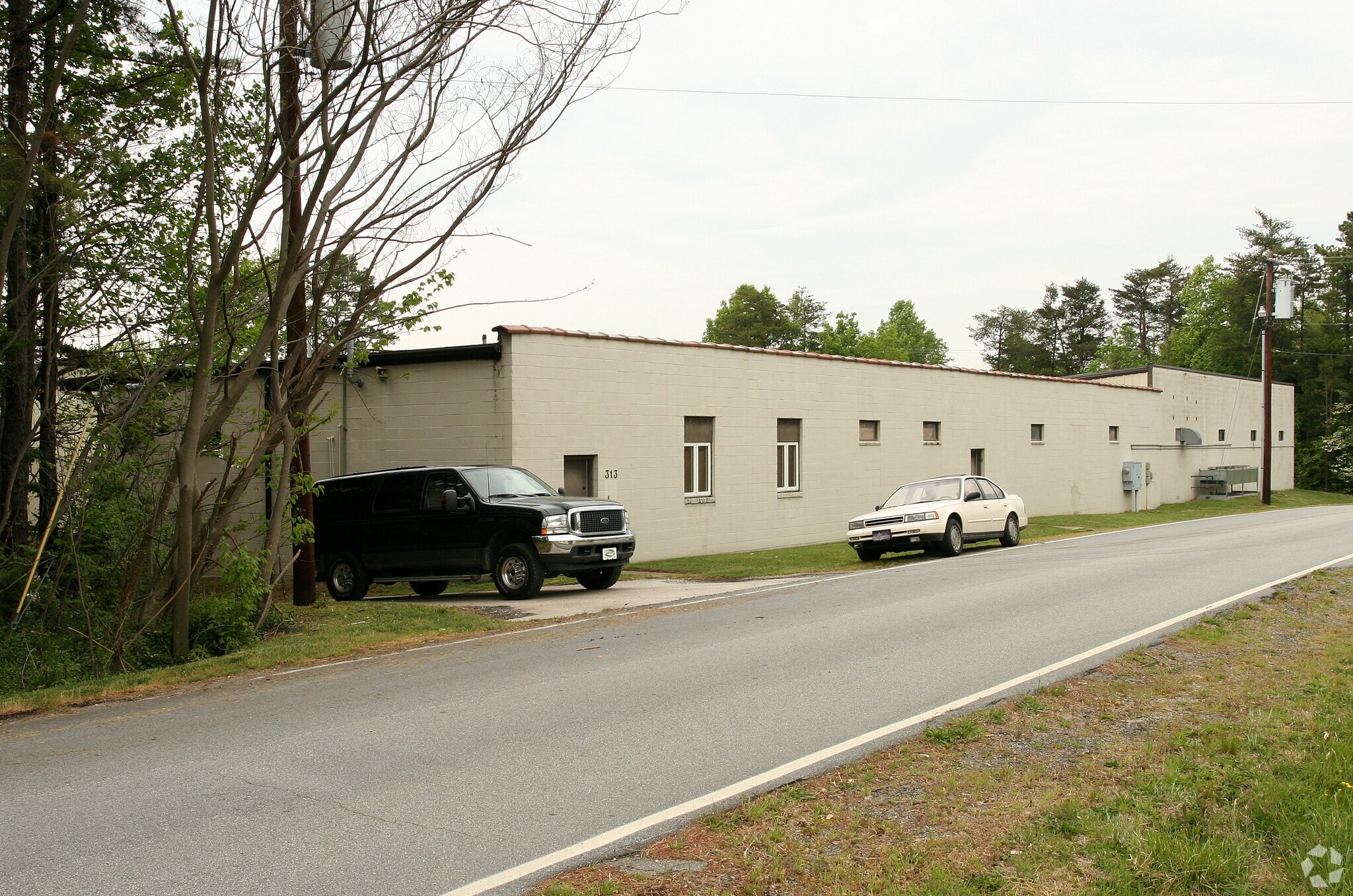 313 Mandustry St, High Point, NC for sale Primary Photo- Image 1 of 1