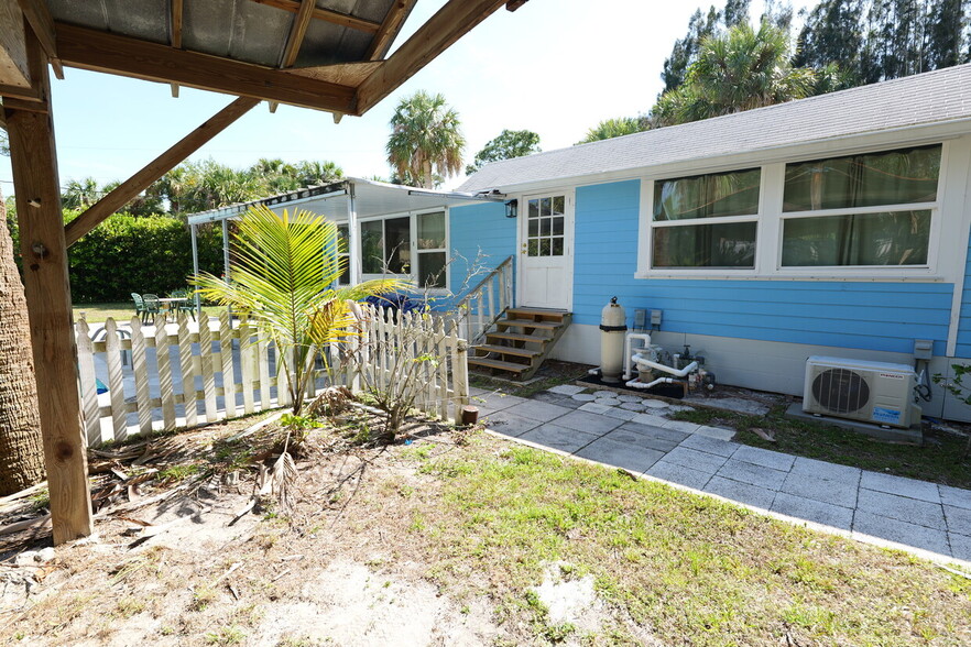 12450 SE Dixie Hwy, Hobe Sound, FL for sale - Building Photo - Image 3 of 19