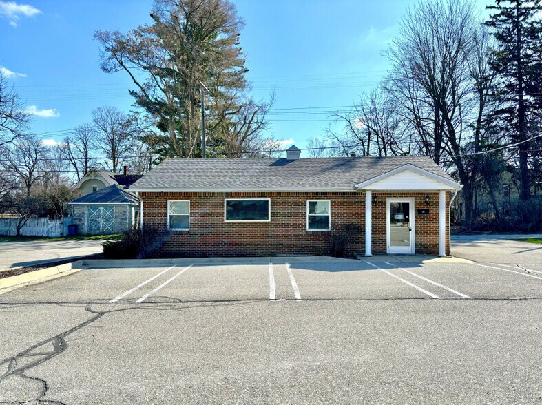 150 Bancroft St, Imlay City, MI for sale - Building Photo - Image 1 of 5