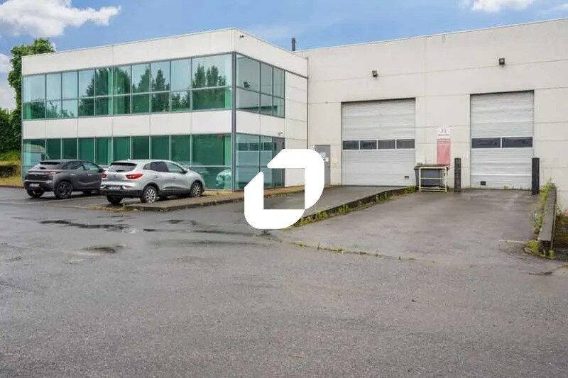 Location Local d'activités 1 332 m² - Photo 1