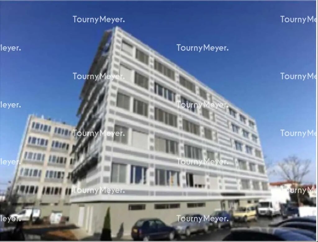Vente Bureaux 122 m² - Photo 1