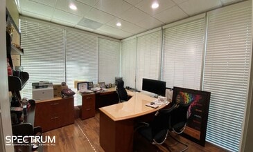 26370 Diamond Pl, Santa Clarita, CA for lease Building Photo- Image 2 of 5