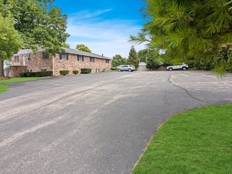 250 Alhambra Ave, Frankfort, IN for sale - Building Photo - Image 2 of 37