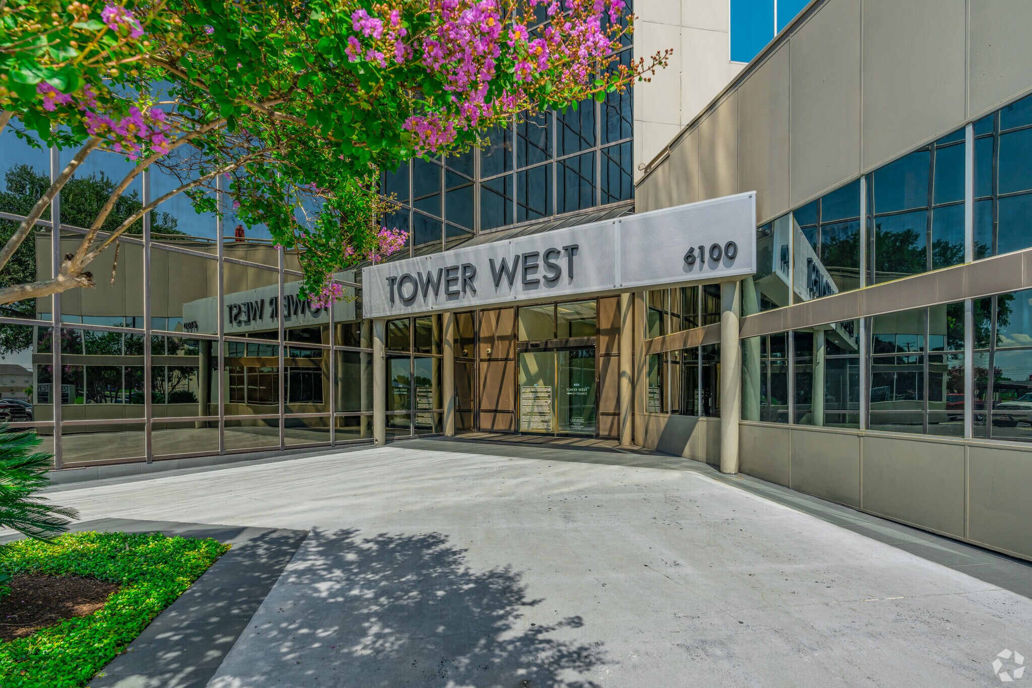 6100 Bandera Rd, San Antonio, TX 78238 Tower West