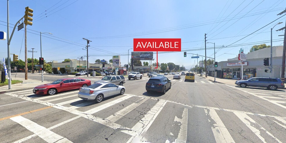 13541-13559 Roscoe Blvd, Panorama City, CA for lease - Building Photo - Image 2 of 3
