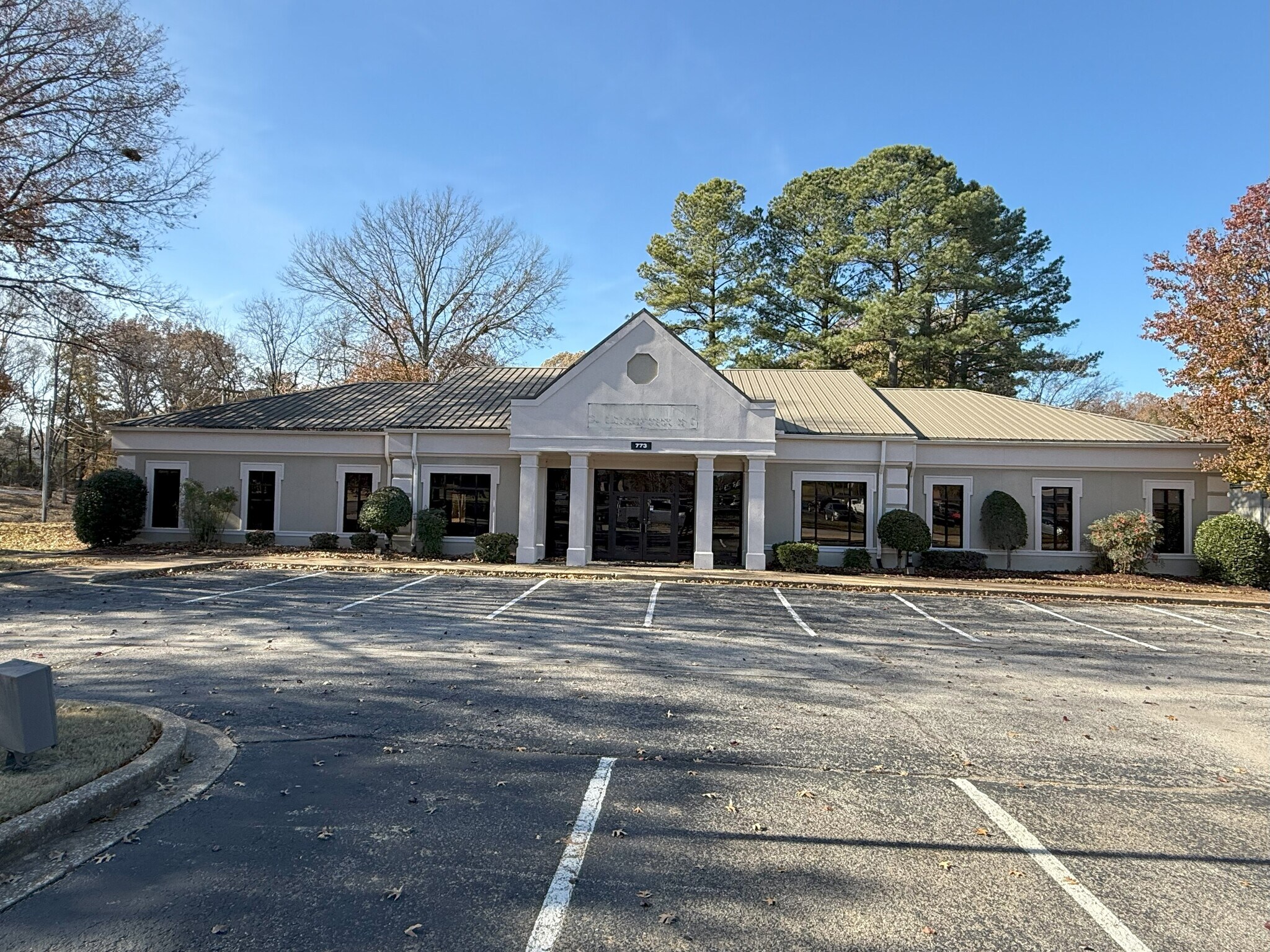 773 N Parkway, Jackson, TN for lease Primary Photo- Image 1 of 6