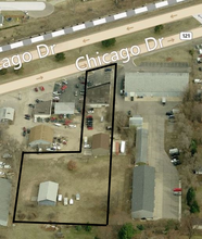 904 Chicago Dr, Jenison, MI - aerial  map view