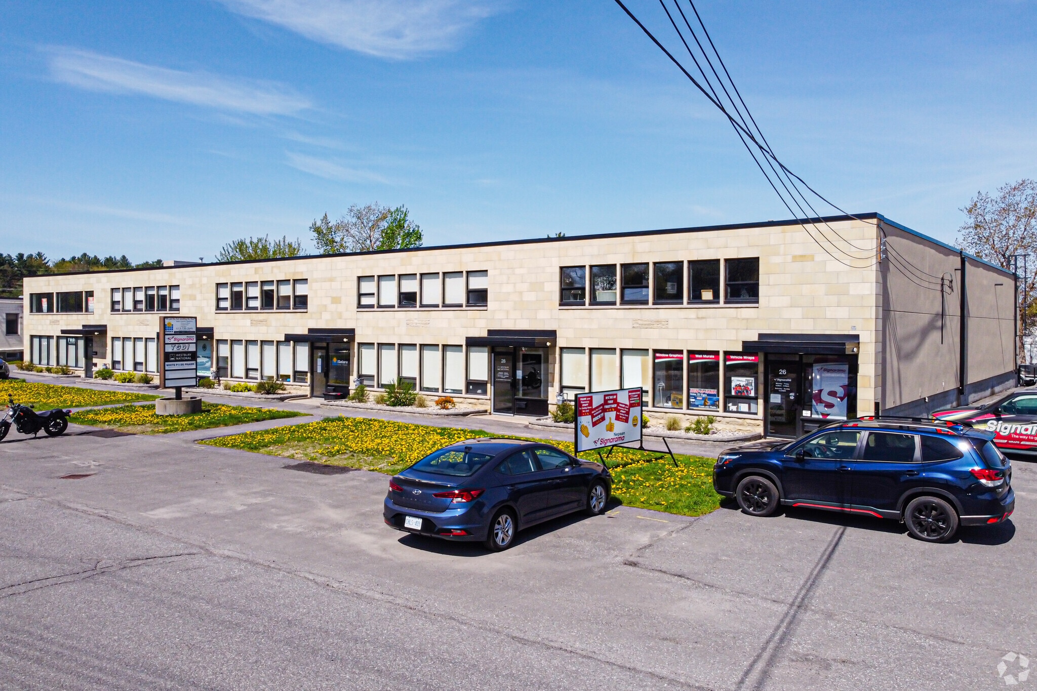 26-34 Capital Dr, Ottawa, ON for sale Primary Photo- Image 1 of 1