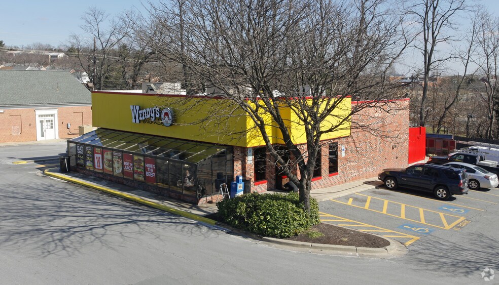 12130-12168 Darnestown Rd, Gaithersburg, MD for lease - Primary Photo - Image 3 of 6