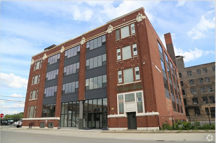 3700 S Iron St, Chicago, IL for lease - Building Photo - Image 3 of 19