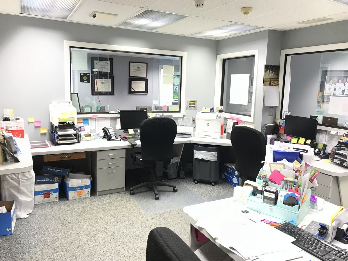 33 Electric Ave, Fitchburg, MA 01420