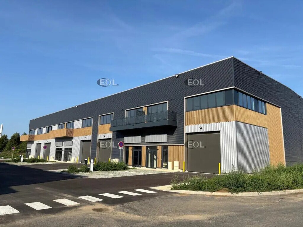 Location Local d'activités 322 m² à 1 816 m² - Photo 1
