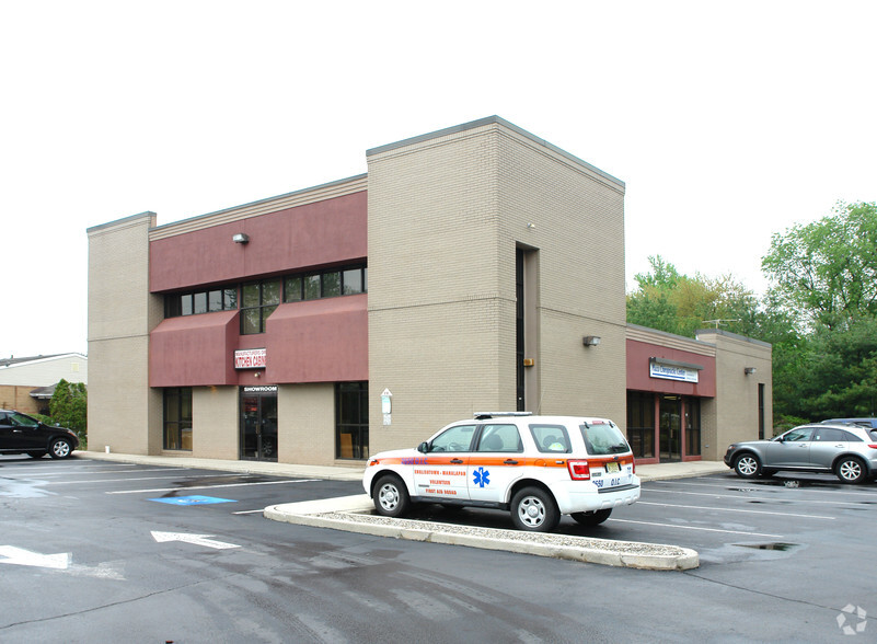 1314 Englishtown Rd, Old Bridge, NJ for lease - Building Photo - Image 2 of 4