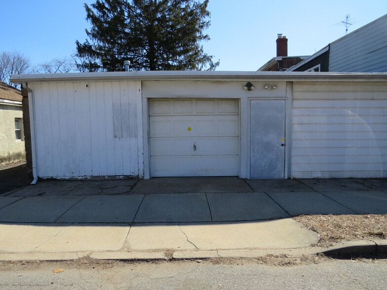 2048 S Broad St, Hamilton, NJ for sale - Building Photo - Image 3 of 13