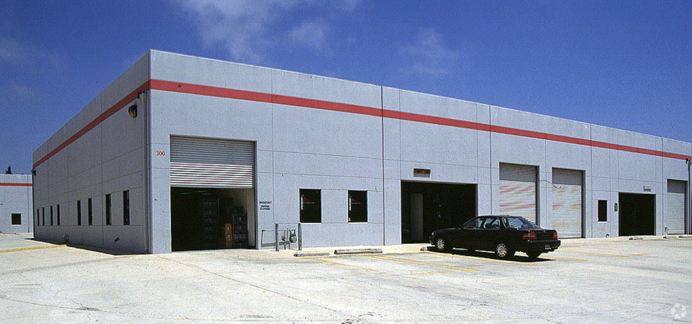 4025 Spencer St, Torrance, CA for lease Primary Photo- Image 1 of 4