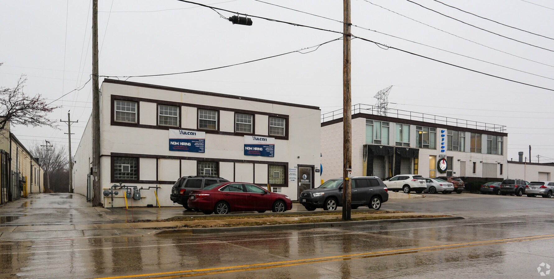 31013131 W Mill Rd, Milwaukee, WI 53209