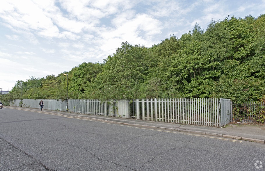 Alpine Way, London for sale - Building Photo - Image 2 of 2