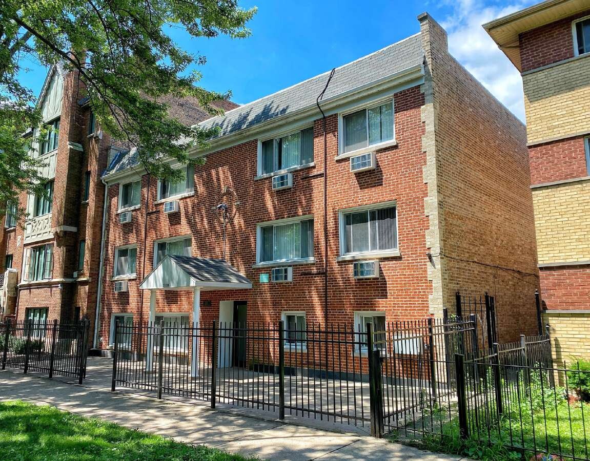 7006 S Cregier, Chicago, IL 60649