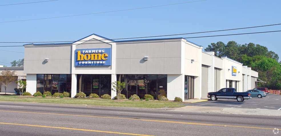 2419 N Central Ave, Humboldt, TN for sale - Building Photo - Image 1 of 1