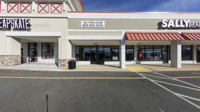 4215 University Dr, Durham, NC for lease Building Photo- Image 1 of 16