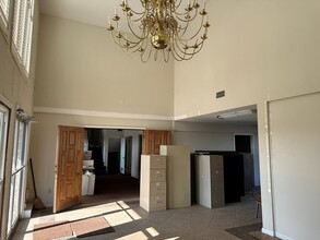 456 N Main St, Crossville, TN for lease Interior Photo- Image 2 of 35