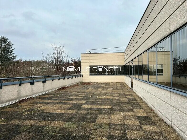 Office in Toulouse for lease - Building Photo - Image 3 of 6