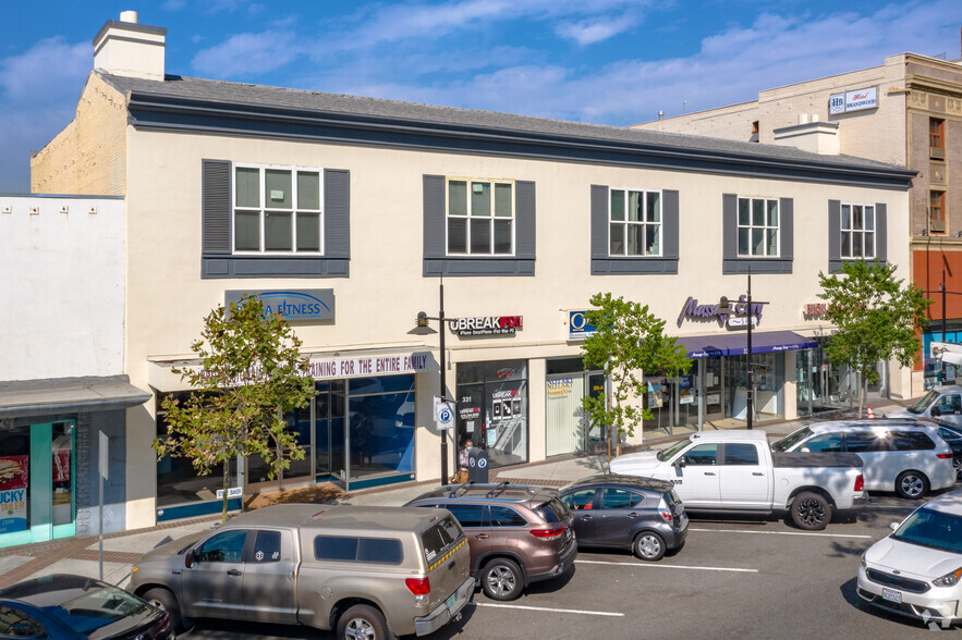 335 N Brand Blvd, Glendale, CA for lease - Building Photo - Image 1 of 3