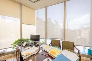 17 Chatham Sq, New York NY - Loft
